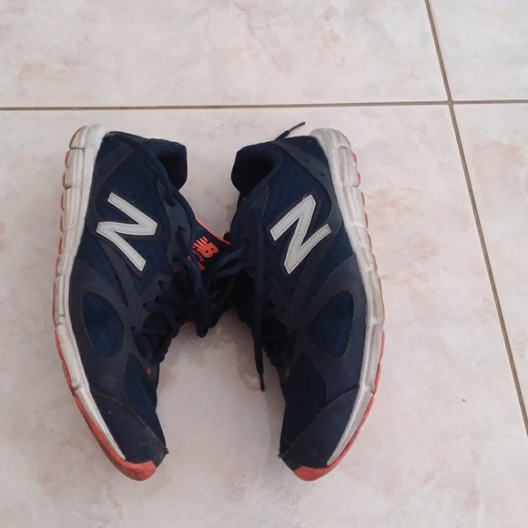 New balance 635 running shoes size 8.5 D wide - Picture 5 of 8